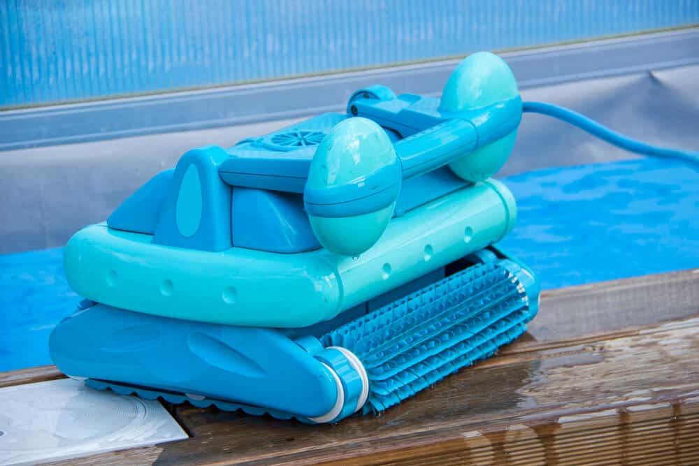 best robotic pool cleaners (1)