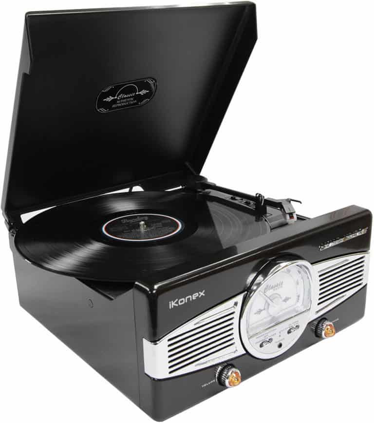 Best Record Players Australia For 2022 (Reviews + Ratings)
